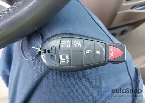 2015 Chrysler Town & Country Touring из США, поврежденный, VIN 2C4RC1BG7FR561552